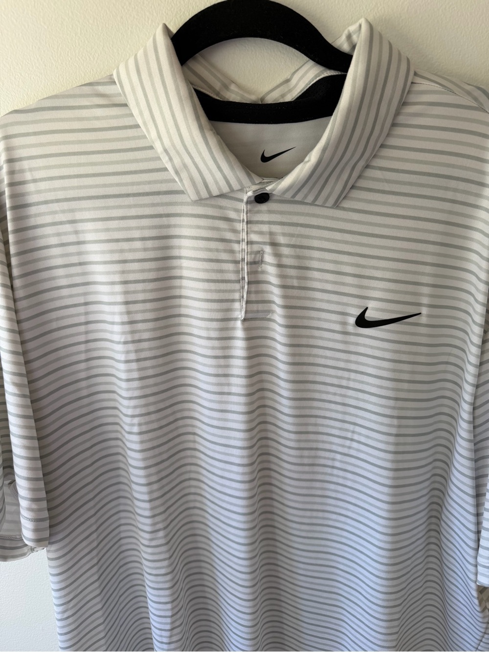 Nike Men’s White & Gray Striped Polo Shirt, XL, dri fit
